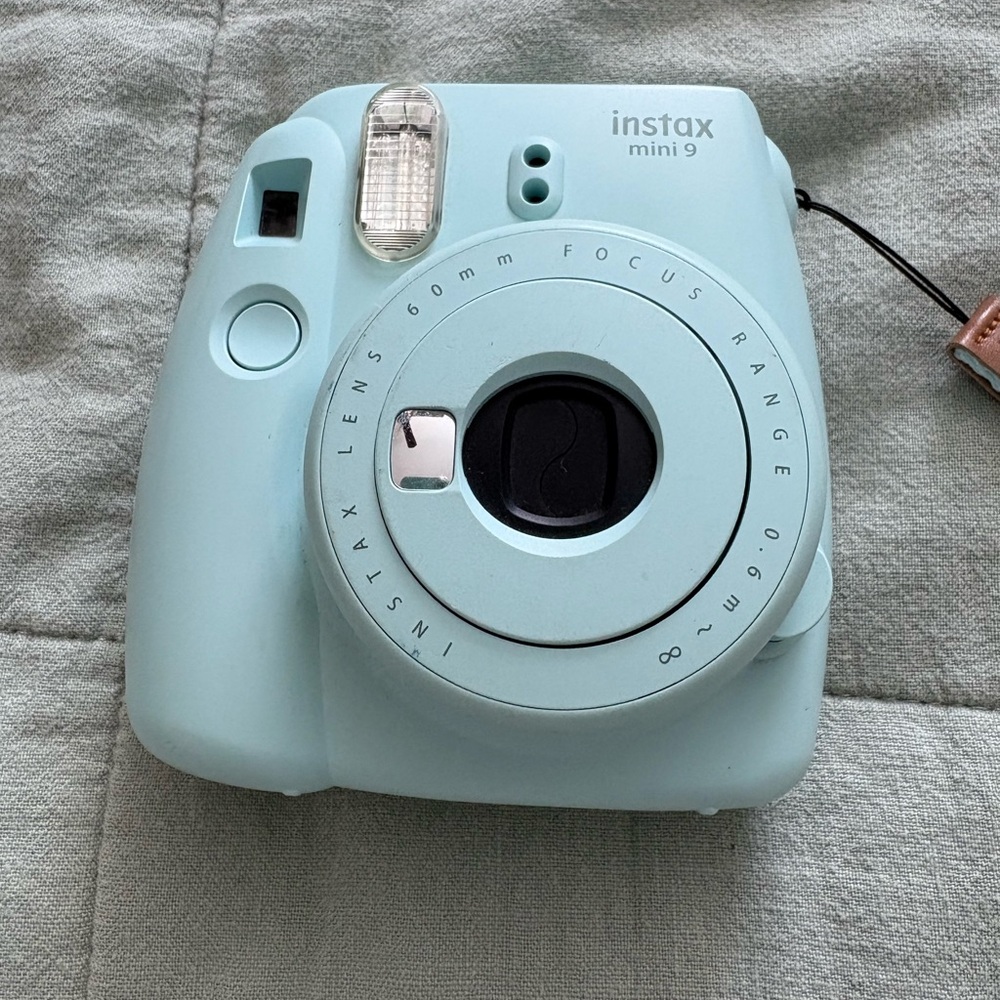 Fujifilm Instax mini 9
